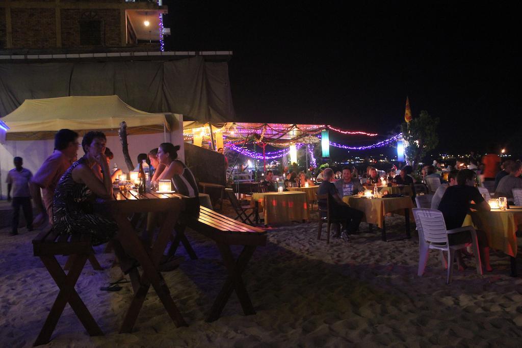 Samaya Beach Hotel Unawatuna Eksteriør billede