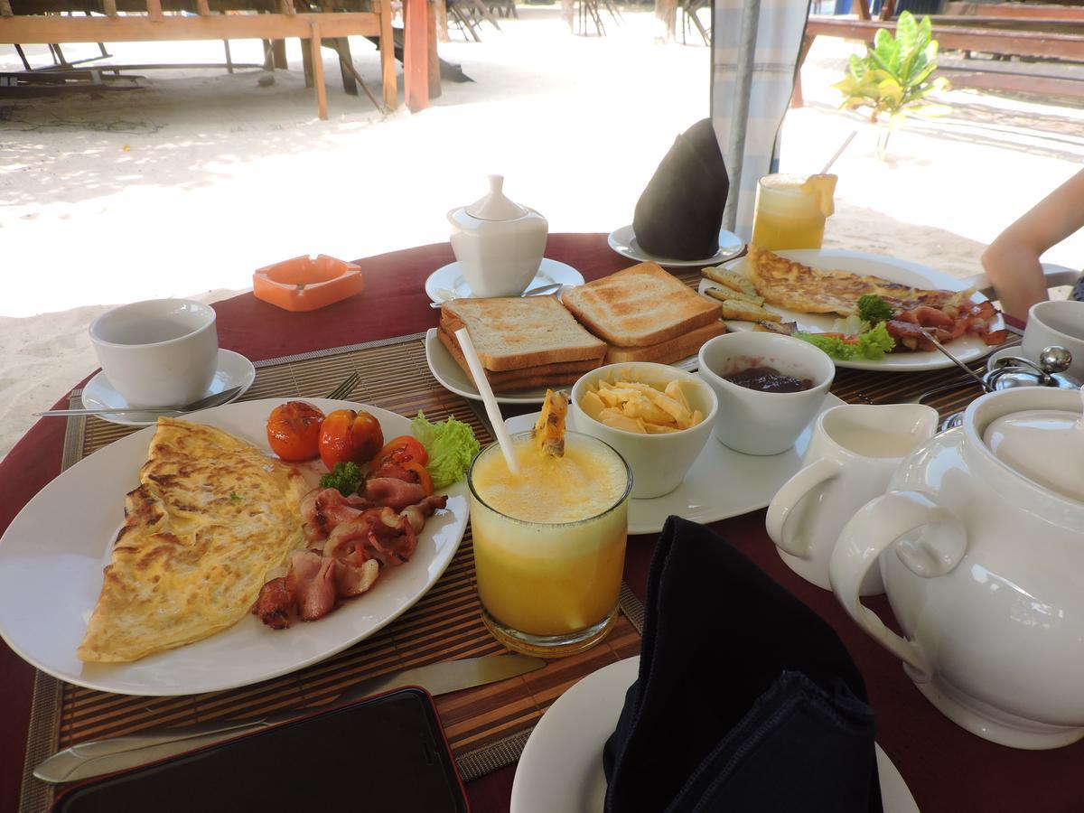 Samaya Beach Hotel Unawatuna Eksteriør billede