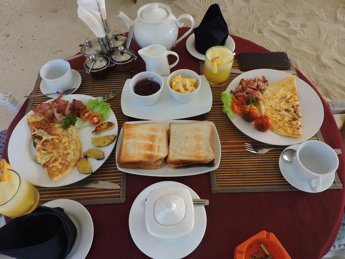 Samaya Beach Hotel Unawatuna Eksteriør billede